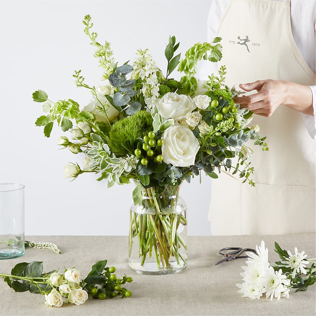 Irish Garden - A Florist Original – Wolf Luna Bloom Llc, Plant City FL