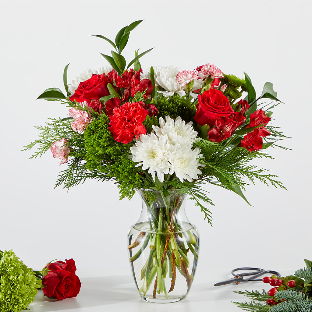 Merry Moment Bouquet – A Florist Original – Wolf Luna Bloom Llc, Plant City FL