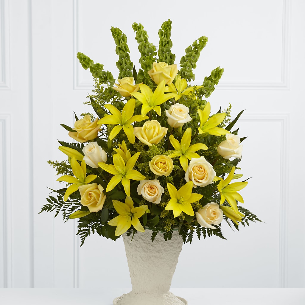 Golden Memories Arrangement – Wolf Luna Bloom Llc, Plant City FL