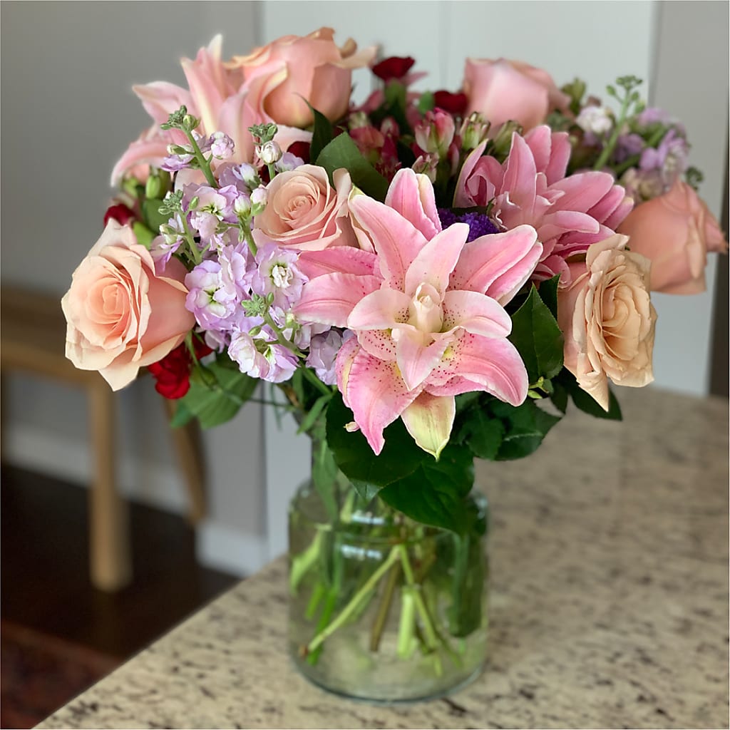 Romantique Bouquet –  Wolf Luna Bloom Llc, Plant City FL
