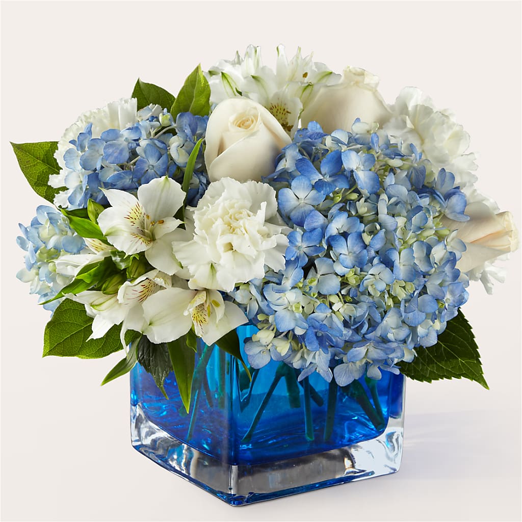 Soothing Waters Bouquet –  Wolf Luna Bloom Llc, Plant City FL